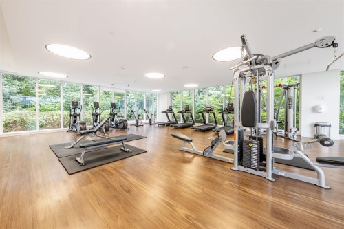 2507-595 Austin Avenue, Coquitlam, BC - Indoor Photo Showing Gym Room