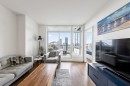 2507-595 Austin Avenue, Coquitlam, BC  - Indoor Photo Showing Living Room 
