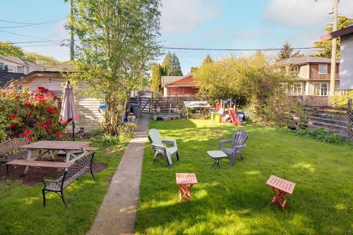 1373 64Th Avenue W, Vancouver, BC - Outdoor