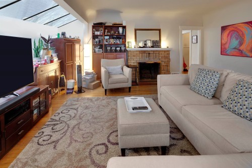 1373 64Th Avenue W, Vancouver, BC - Indoor Photo Showing Living Room With Fireplace