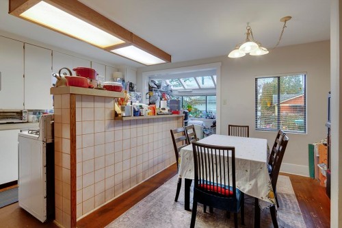 1373 64Th Avenue W, Vancouver, BC - Indoor Photo Showing Dining Room