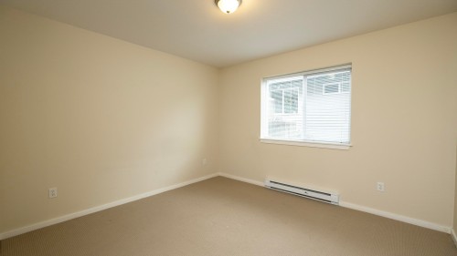 5839 Trail Avenue, Sechelt, BC - Indoor Photo Showing Other Room