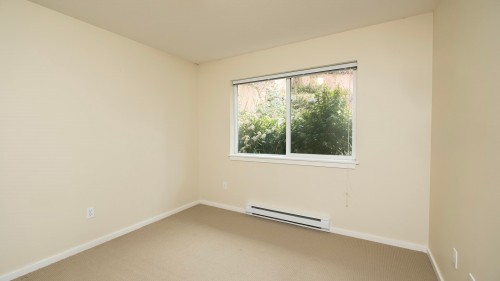 5839 Trail Avenue, Sechelt, BC - Indoor Photo Showing Other Room