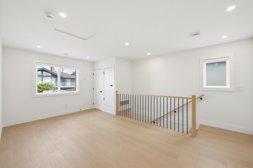 6383 Grant Street, Burnaby, BC - Indoor Photo Showing Other Room