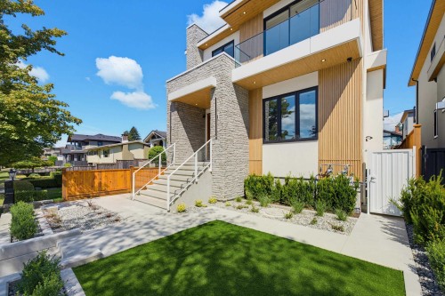6383 Grant Street, Burnaby, BC - Outdoor With Balcony