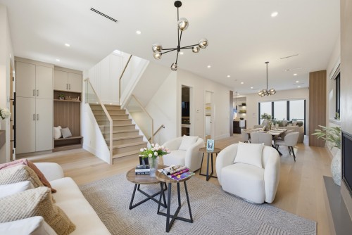 6383 Grant Street, Burnaby, BC - Indoor Photo Showing Living Room