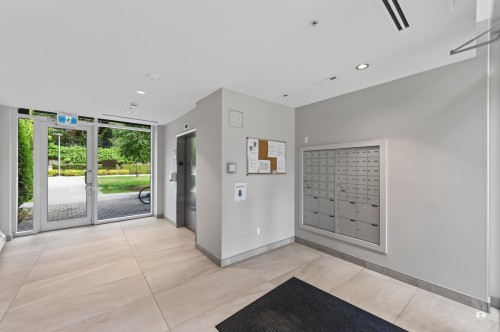 401-5681 Birney Avenue, Vancouver, BC - Indoor Photo Showing Other Room