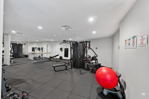 401-5681 Birney Avenue, Vancouver, BC - Indoor