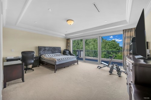 10651 Granville Avenue, Richmond, BC - Indoor