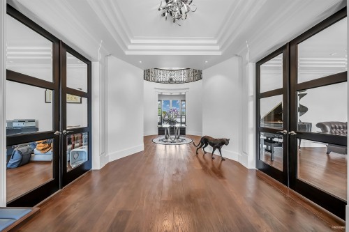 10651 Granville Avenue, Richmond, BC - Indoor