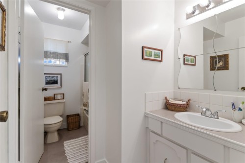 3148 Lancaster Place, Port Coquitlam, BC - Indoor Photo Showing Bathroom