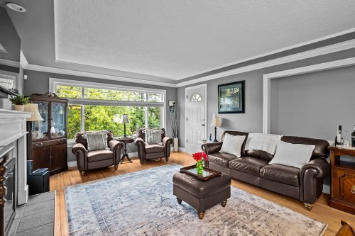 3308 Church Street, Vancouver, BC - Indoor Photo Showing Living Room