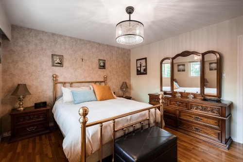 3308 Church Street, Vancouver, BC - Indoor Photo Showing Bedroom