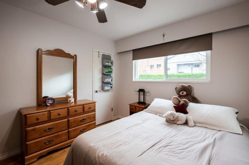 3308 Church Street, Vancouver, BC - Indoor Photo Showing Bedroom