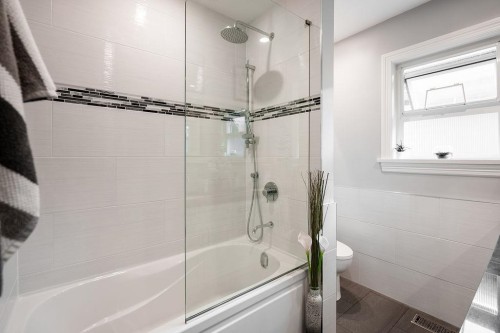 3308 Church Street, Vancouver, BC - Indoor Photo Showing Bathroom