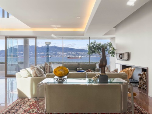 3513 Point Grey Road, Vancouver, BC - Indoor