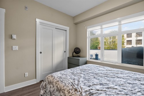202-4710 Hastings Street, Burnaby, BC - Indoor Photo Showing Bedroom