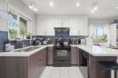189 64Th Ave E Street, Vancouver, BC  - Indoor Photo Showing Kitchen With Double Sink 