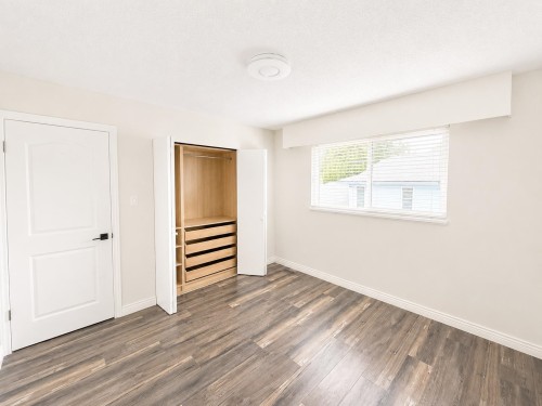 10860 Bromley Place, Richmond, BC - Indoor Photo Showing Other Room