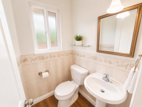 10860 Bromley Place, Richmond, BC - Indoor Photo Showing Bathroom