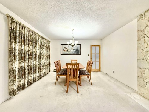 8060 Rideau Place, Richmond, BC - Indoor Photo Showing Dining Room