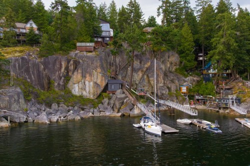 5322 Natalie Lane, Halfmoon Bay, BC - Outdoor With Body Of Water