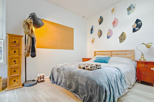 2133 Hope Street, Port Moody, BC - Indoor Photo Showing Bedroom