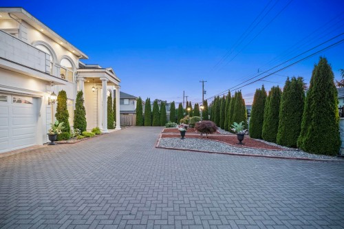 4120 Westminster Highway, Richmond, BC - Outdoor