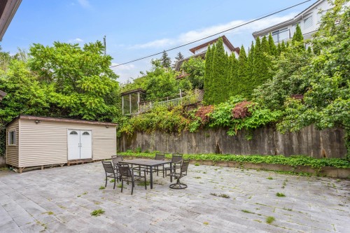 7282 Ridge Drive, Burnaby, BC - Outdoor
