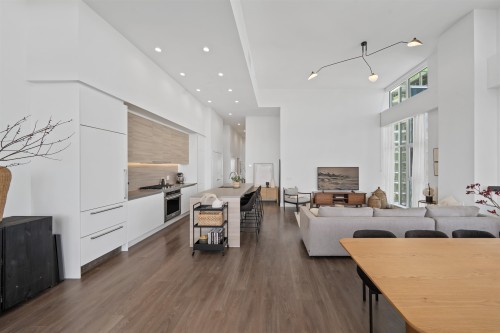 3703-657 Whiting Way, Coquitlam, BC - Indoor