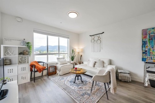 2506-2180 Kelly Avenue, Port Coquitlam, BC - Indoor Photo Showing Living Room