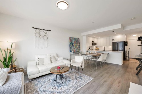 2506-2180 Kelly Avenue, Port Coquitlam, BC - Indoor Photo Showing Living Room