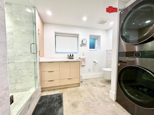 2036 15Th Avenue W, Vancouver, BC - Indoor