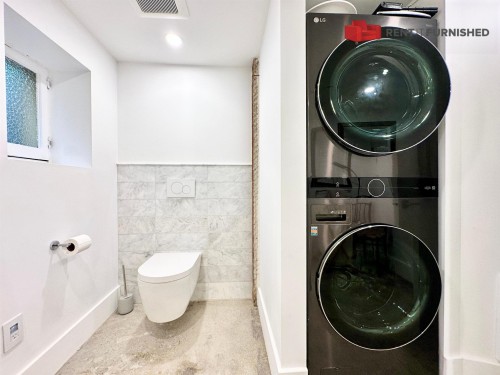 2036 15Th Avenue W, Vancouver, BC - Indoor Photo Showing Laundry Room