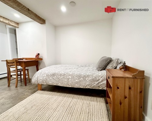 2036 15Th Avenue W, Vancouver, BC - Indoor Photo Showing Bedroom
