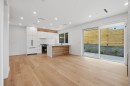 2-2438 20Th Avenue E, Vancouver, BC  - Indoor Photo Showing Other Room 