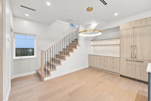 3206 Georgia Street E, Vancouver, BC - Indoor Photo Showing Other Room