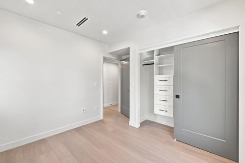3206 Georgia Street E, Vancouver, BC - Indoor Photo Showing Other Room