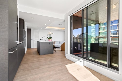 1606-1482 Robson Street, Vancouver, BC - Indoor Photo Showing Other Room
