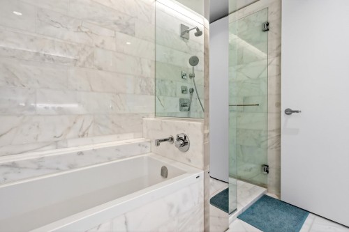 1606-1482 Robson Street, Vancouver, BC - Indoor Photo Showing Bathroom