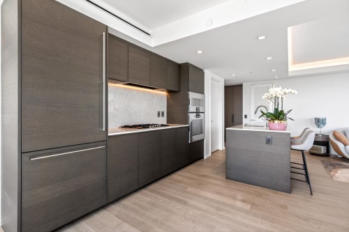1606-1482 Robson Street, Vancouver, BC - Indoor Photo Showing Kitchen