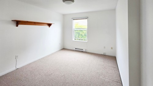 229 11Th Avenue E, Vancouver, BC - Indoor Photo Showing Other Room