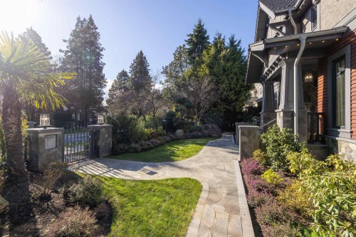 1239 40Th Avenue W, Vancouver, BC - Outdoor