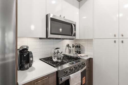 108-23222 Gilley Road, Richmond, BC - Indoor Photo Showing Kitchen With Upgraded Kitchen