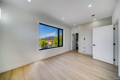1-2636 Mcgill Street, Vancouver, BC - Indoor