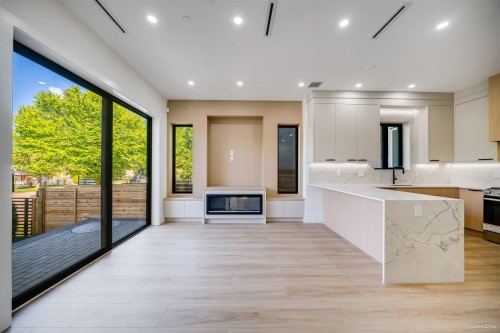 1-2636 Mcgill Street, Vancouver, BC - Indoor Photo Showing Kitchen