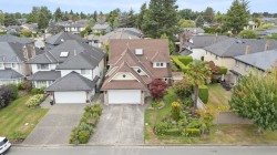 10131 Hollywell Drive Richmond, BC V7E 5C7