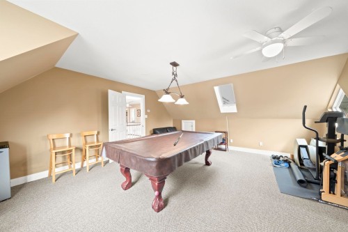 10131 Hollywell Drive, Richmond, BC - Indoor Photo Showing Other Room