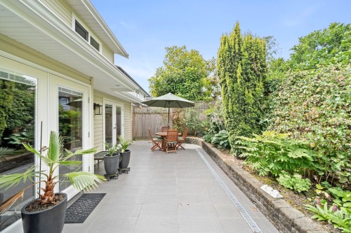 10131 Hollywell Drive, Richmond, BC - Outdoor With Deck Patio Veranda