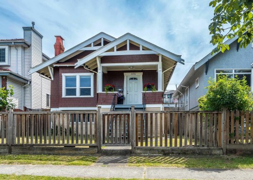 4476 Beatrice Street, Vancouver, BC - Outdoor